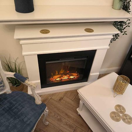 Luxury Airport Retreat Lejlighed Cluj-Napoca Eksteriør billede